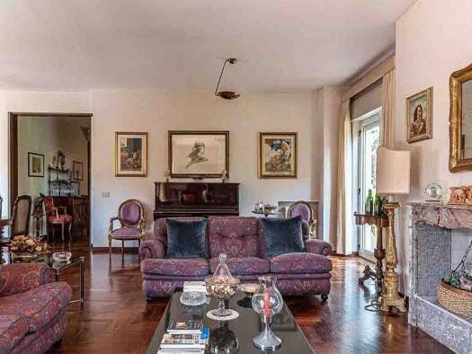 Haus zum Kauf 1.050.000 € 780 m² Palermo 90147