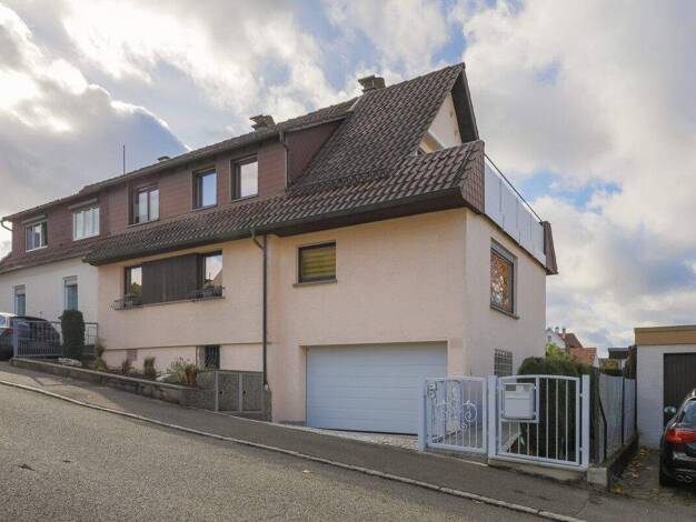 Doppelhaushälfte zum Kauf 395.000 € 5 Zimmer 120 m² 387 m² Grundstück Niefern Niefern-Öschelbronn / Niefern 75223