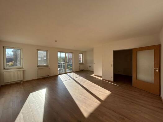 Wohnung zur Miete 348 € 2 Zimmer 69,8 m² 1. Geschoss frei ab sofort Nordstraße 2 Seifhennersdorf 02782