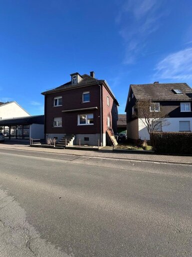 Einfamilienhaus zur Miete 1.030 € 6 Zimmer 130 m² 324 m² Grundstück frei ab 01.05.2025 Erda Hohenahr 35644