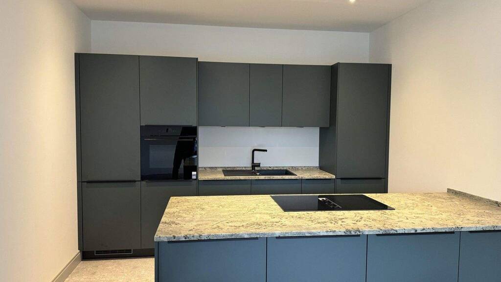 Doppelhaushälfte zur Miete 2.999 € 4 Zimmer 140 m² 175 m² Grundstück frei ab 01.05.2026 Schnelsen Hamburg 22459