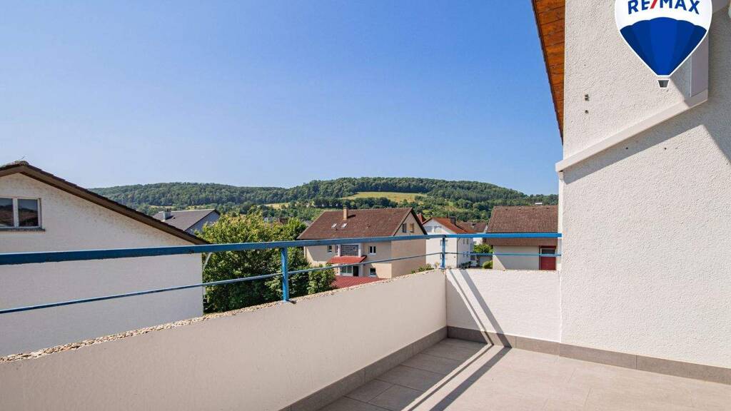 Wohnung zum Kauf 223.000 € 3,5 Zimmer 98 m² Oberlauchringen Lauchringen 79787