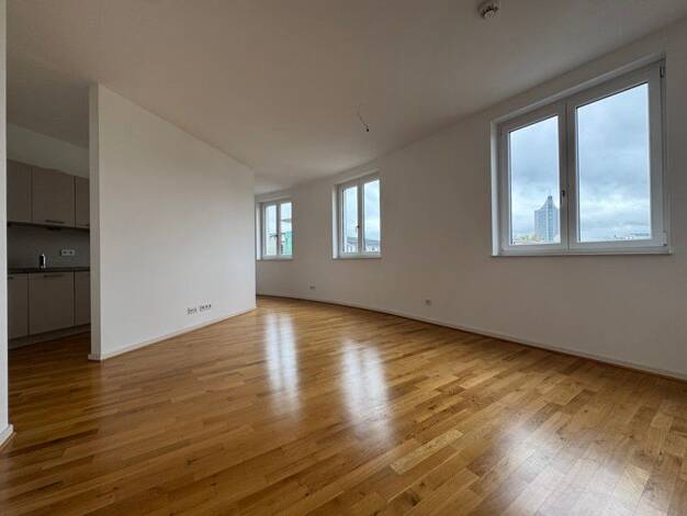 Wohnung zur Miete 955 € 2 Zimmer 60,5 m² 4. Geschoss frei ab 23.07.2026 Prager Straße 12 a Reudnitz-Thonberg Leipzig 04103