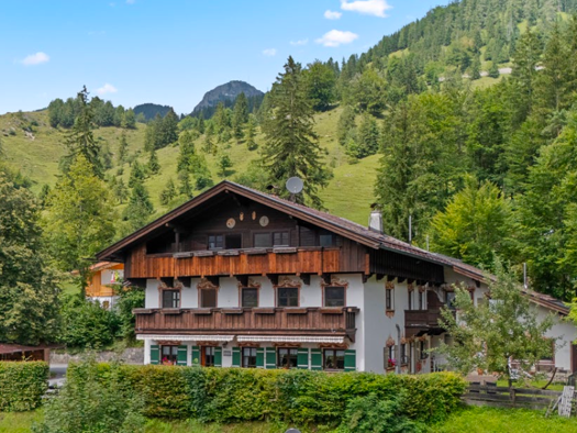 Mehrfamilienhaus zum Kauf 1.200.000 € 25 Zimmer 550 m² 2.404 m² Grundstück Bayrischzell 83735