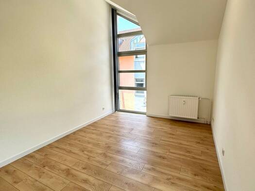 Wohnung zur Miete 490 € 1,5 Zimmer 30 m² Geschoss 2/3 frei ab sofort Sulzbach Sulzbach/Saar 66280