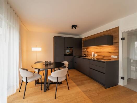 Wohnung zum Kauf - Neubau provisionsfrei 568.000 € 3 Zimmer 78,5 m² 2. Geschoss frei ab sofort Feldwieserstraße 52 Feldwies Übersee 83236