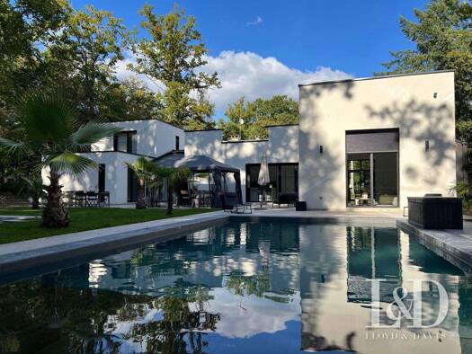 Einfamilienhaus zum Kauf 1.900.000 € 12 Zimmer 400 m² Roissy-en-France 95700