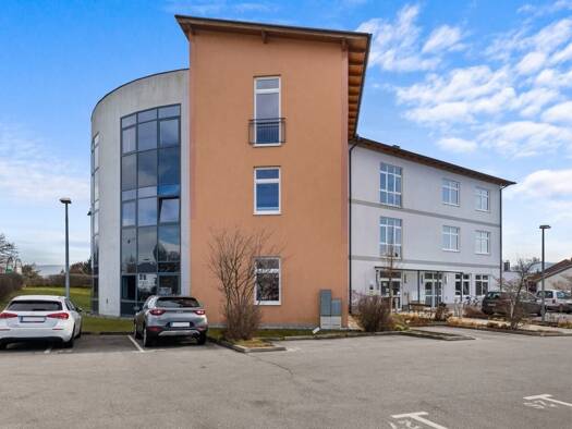 Verkaufsfläche zur Miete provisionsfrei 3 Zimmer Bad Erlach 2822