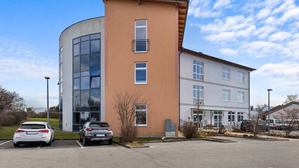 Verkaufsfläche zur Miete provisionsfrei 3 Zimmer Bad Erlach 2822