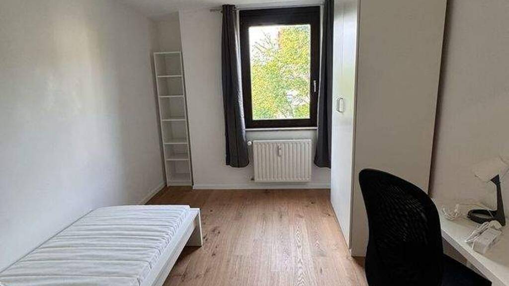 Studio zur Miete 1.600 € 2 Zimmer 33 m² frei ab 15.03.2026 Murnauerstraße 260 Thalk.Obersendl.-Forsten-Fürstenr.-Solln München 81379