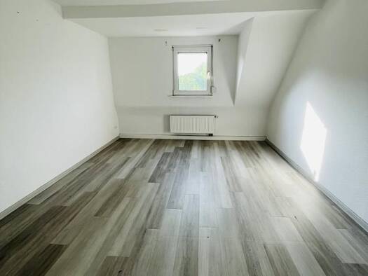 Wohnung zur Miete 647 € 4 Zimmer 71,8 m² 2. Geschoss Saarlandstraße 65 Süd Ludwigshafen am Rhein 67061