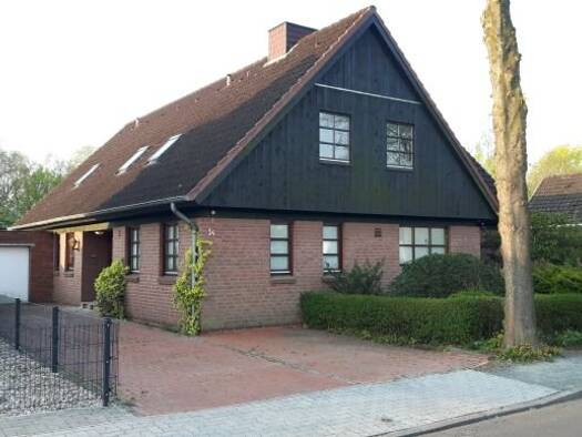 Wohnung zur Miete 845 € 3 Zimmer 98,6 m² Geschoss 2/2 frei ab 01.01.2027 Rendsburg 24768