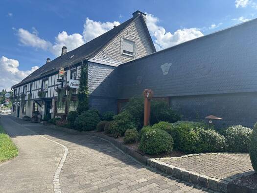Restaurant zum Kauf 12.500 m² Grundstück Nuttlar Bestwig 59909