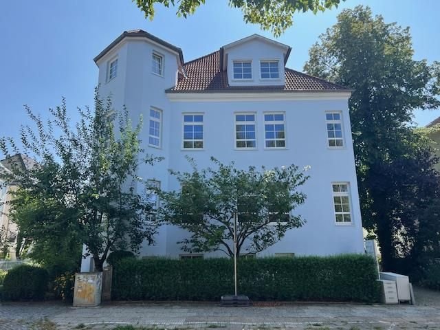 Wohnung zur Miete 1.150 € 3 Zimmer 73 m²<br/>Wohnfläche ab sofort<br/>Verfügbarkeit Stadtmitte Rostock 18055