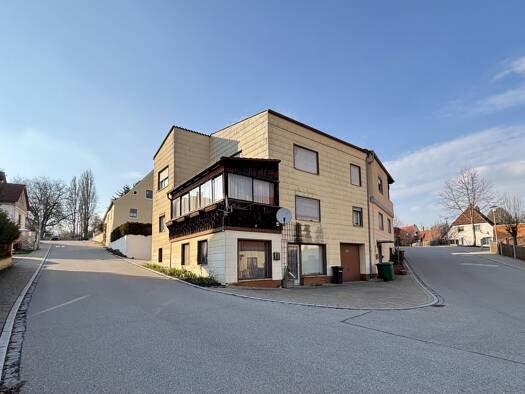 Mehrfamilienhaus zum Kauf als Kapitalanlage geeignet 250.000 € 8,5 Zimmer 230 m² 212 m² Grundstück Heidenheim 91719