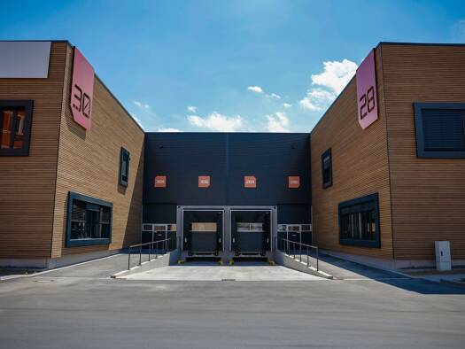 Lagerhalle zur Miete provisionsfrei 5.441 m² Lagerfläche teilbar ab 2.455 m² Friedrichsfeld Friedrichsfeld 68229