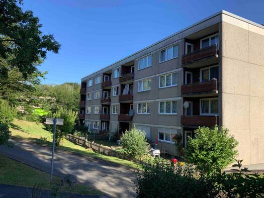 Wohnung zur Miete 671 € 3 Zimmer 77,2 m² 3. Geschoss frei ab 01.09.2026 Karlsbader Weg 2 Marburg Marburg 35039