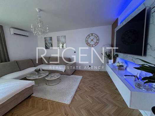 Wohnung zur Miete 1.300 € 4 Zimmer 2. Geschoss Solin