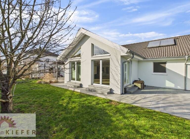 Einfamilienhaus zum Kauf 640.000 € 5,5 Zimmer 144,3 m²<br/>Wohnfläche 673 m²<br/>Grundstück Besch Perl-Besch 66706