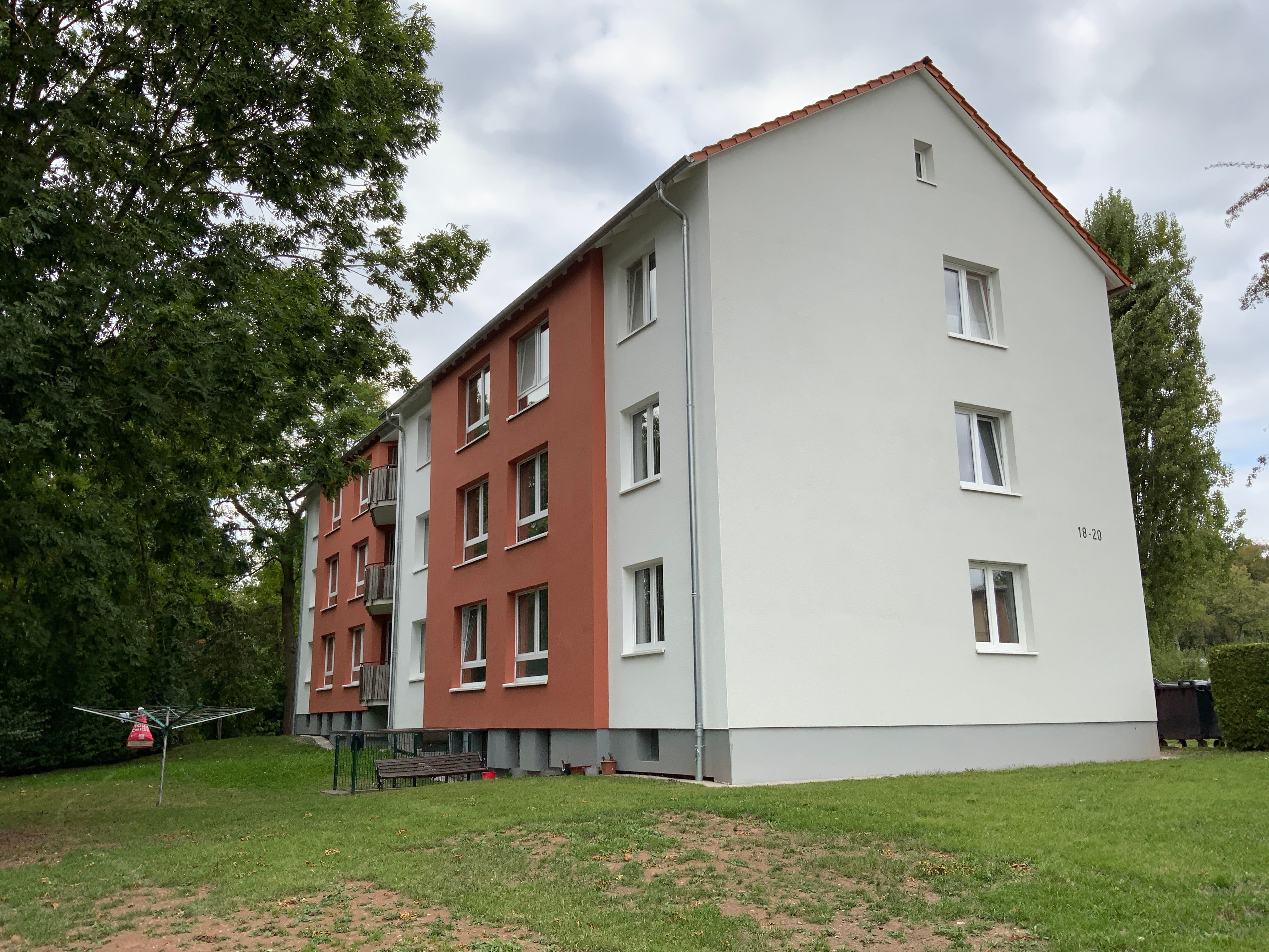 Wohnung zur Miete 455 € 3 Zimmer 52,2 m²<br/>Wohnfläche EG<br/>Geschoss 01.11.2024<br/>Verfügbarkeit Adalbert-Stifter-Straße 20 Ziehers - Süd Fulda 36043