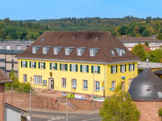 Mehrfamilienhaus zum Kauf 1.400.000 € 23 Zimmer 976 m² 2.109 m² Grundstück Buchen Buchen (Odenwald) 74722