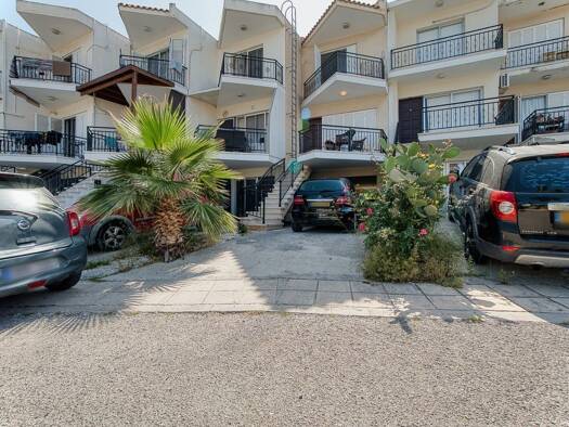 Reihenmittelhaus zum Kauf provisionsfrei 215.000 € 3 Zimmer 80 m² 30 m² Grundstück Chlorakas 8220