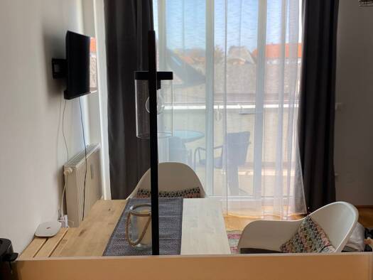 Wohnung zur Miete auf Zeit 1.708 € 1 Zimmer 44 m² frei ab sofort Villacher Vorstadt Klagenfurt am Wörthersee 9020