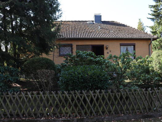 Einfamilienhaus zum Kauf 263.900 € 3 Zimmer 88 m² 1.177 m² Grundstück Mölln 23879