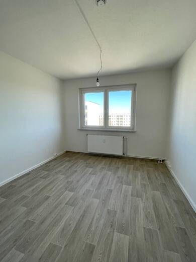 Wohnung zur Miete 390 € 3 Zimmer 68,6 m² 4. Geschoss frei ab sofort Ziolkowskistraße 61 Mueßer Holz Schwerin 19063