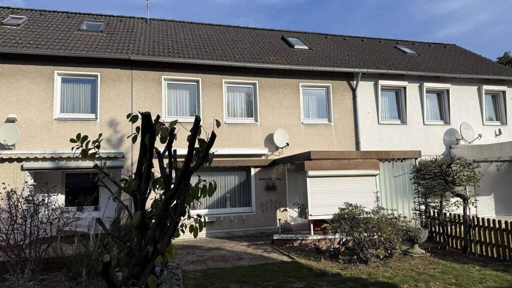 Reihenmittelhaus zum Kauf 299.000 € 5 Zimmer 117 m² 239 m² Grundstück Badenstedt Hannover 30455