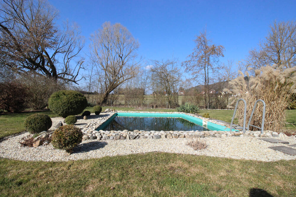 Immobilie in Stadtsteinach - Generationenhaus auf herrlichem Grundstück am Ortsrand Stadtsteinachs - Bild 3