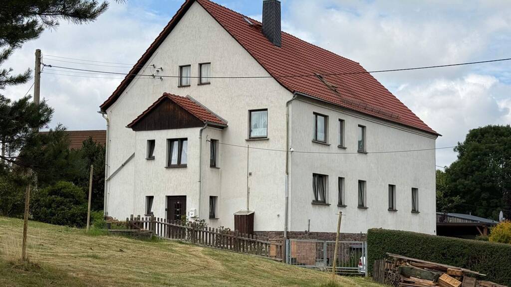 Haus zum Kauf provisionsfrei 218.500 € 8 Zimmer 160 m² 2.992 m² Grundstück Etzdorf Striegistal 09661