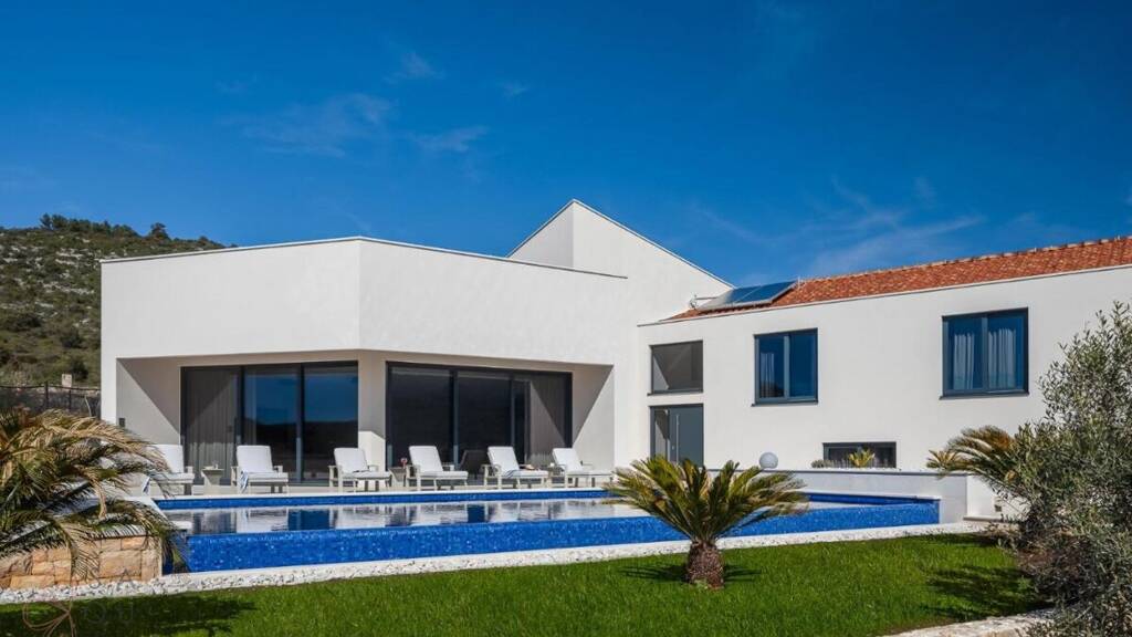 Villa zum Kauf 1.800.000 € 6 Zimmer 419 m² 856 m² Grundstück Marina 21222