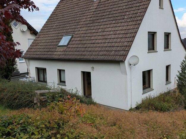 Einfamilienhaus zum Kauf provisionsfrei 185.000 € 10 Zimmer 155 m² 976 m² Grundstück Hirschberg Warstein 59581