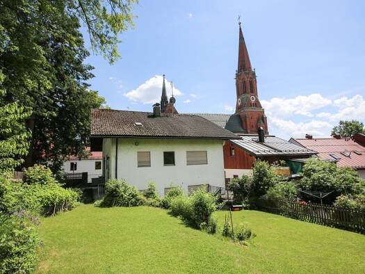 Einfamilienhaus zum Kauf 229.000 € 7 Zimmer 170 m² 458 m² Grundstück frei ab sofort Bergstraße 9 Zwiesel 94227