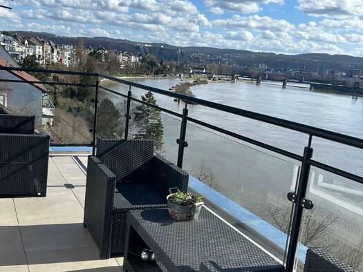 Penthouse zur Miete 1.720 € 3 Zimmer 102 m² Geschoss 2/3 frei ab 06.04.2026 Metternich Koblenz 56072