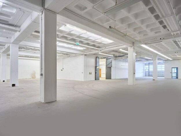 Lagerhalle zur Miete 2 € 1.024,4 m² Lagerfläche Neugrabenweg 2-4 St Johann Saarbrücken 66123