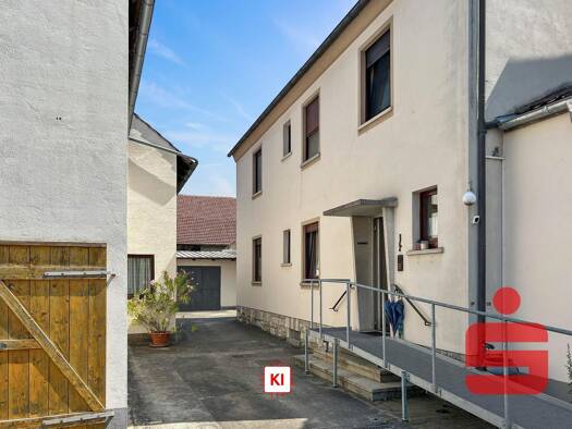 Mehrfamilienhaus zum Kauf 260.000 € 9 Zimmer 156 m² 546 m² Grundstück Karlburg Karlstadt 97753