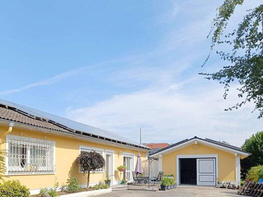 Bungalow zum Kauf 549.000 € 5 Zimmer 203 m² 837 m² Grundstück Neuhaus Passau_Kreis 94152