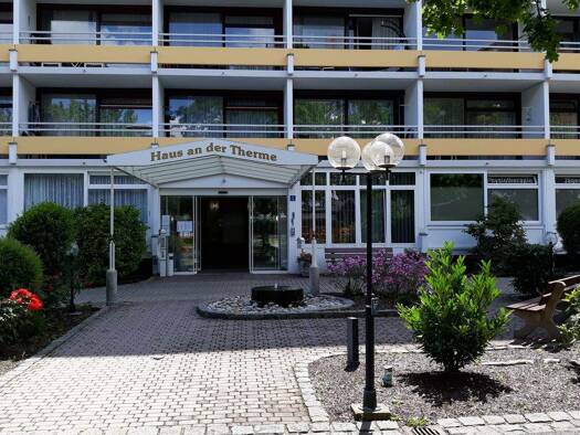 Studio zum Kauf 67.000 € 1 Zimmer 25 m² 4. Geschoss frei ab sofort Sonnenstraße 1 Bad Füssing 94072