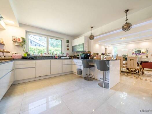 Einfamilienhaus zum Kauf 2.050.000 € 6 Zimmer 242 m² 1.306 m² Grundstück Isernhagen-Süd Hannover / Isernhagen-Süd 30657