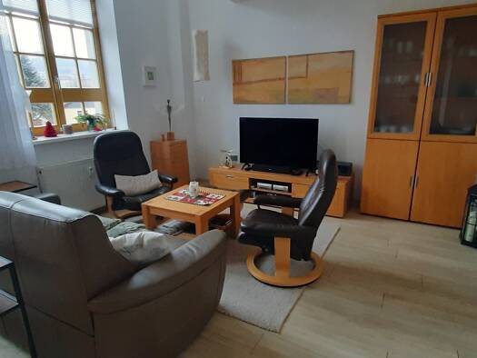 Wohnung zur Miete 685 € 3 Zimmer 76 m² Geschoss 2/3 frei ab 01.02.2026 Suhl 98528