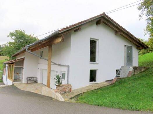 Einfamilienhaus zum Kauf 299.000 € 4 Zimmer 100 m² 260 m² Grundstück frei ab sofort Buchaberg Neukirchen 94362