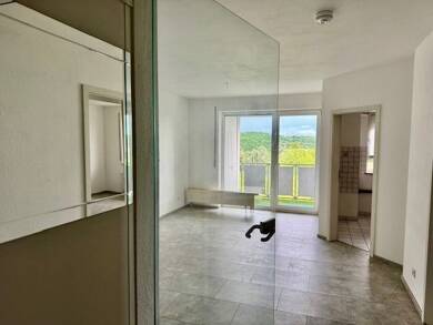 Wohnung zur Miete 320 € 2 Zimmer 53,4 m² frei ab sofort Roßwein Roßwein 04741