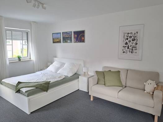 Studio zur Miete 895 € 1 Zimmer 36 m² Geschoss 2/4 frei ab 30.09.2026 West Rosenheim 83024