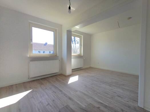 Wohnung zur Miete 725 € 3 Zimmer 67,6 m² frei ab sofort Kösliner Str. 12 Innenstadt Minden 32427
