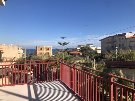 Einfamilienhaus zum Kauf 120.000 € 6 Zimmer 130 m² frei ab sofort Viale Europa Ficarazzi 90010