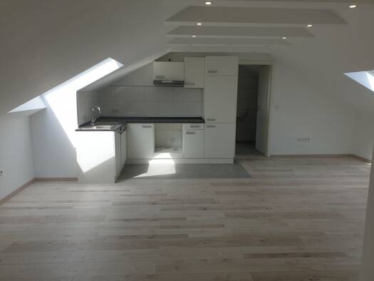 Wohnung zur Miete 430 € 2 Zimmer 46 m² 2. Geschoss frei ab 01.11.2026 Külsheim Külsheim 97900