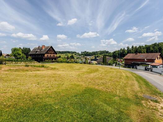 Grundstück zum Kauf 250.000 € 1.785 m² Grundstück Sonnenweg Ehrenhausen an der Weinstraße 8461