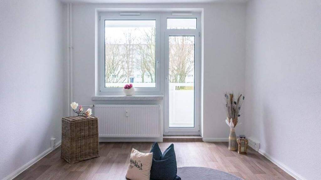 Wohnung zur Miete 255 € 2 Zimmer 45,8 m² 7. Geschoss frei ab 01.06.2026 Ernst-Enge-Str. 11 Gablenz Chemnitz 09127